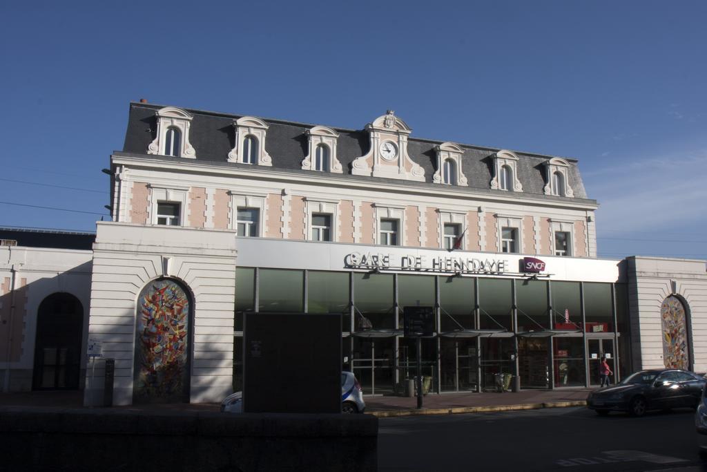 Hotel Aitana Irun Exterior foto